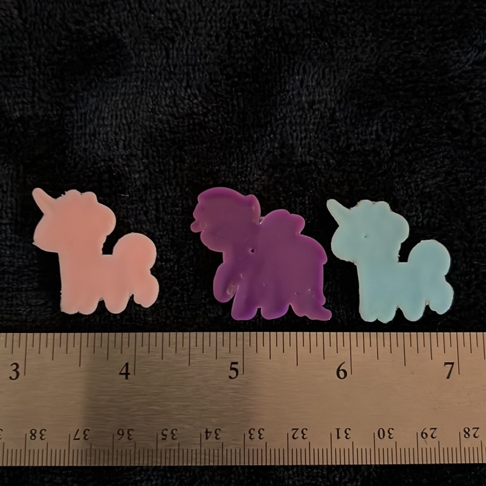 3 🍭$10 Pink Unicorn, Rainbow horse, blue unicorn, rubber - Picture 4 of 4